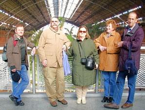 Urlaub Madrid - Bahnhof Madrid Atocha Horst, Helmut, Lilian, Erika und Helmut (001)