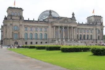 Berlin 26.- 30.05.2016 - Stadtrundfahrt Berlin (Reichstag) am 27.05.2016 (001)