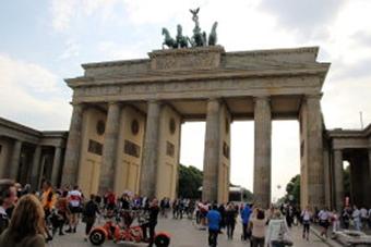 Berlin 26.- 30.05.2016 - Berlin (Brandenburger Tor) am 27.05.2016 (001)